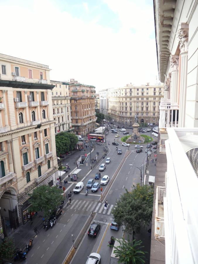 Affittacamere Corso Umberto 22 *